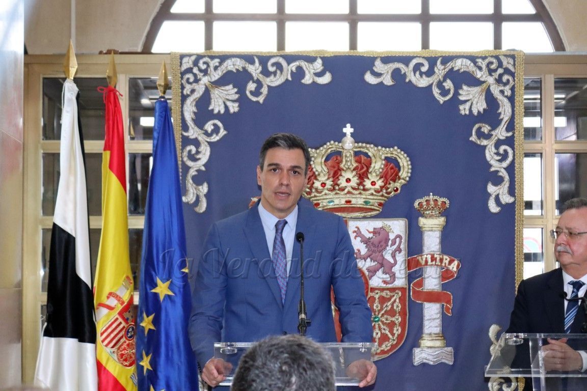 Pedro Sánchez dice en nuestra ciudad que mañana negociarán con los transportistas hasta llegar a un acuerdo