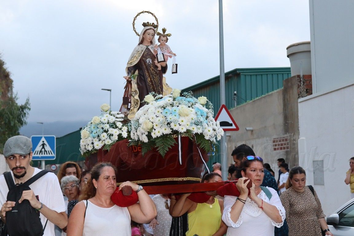 La Virgen del Carmen del Puerto procesiona tras dos años de espera