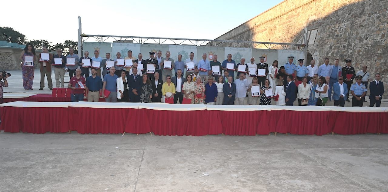 La Ciudad homenajea al personal que ha cumplido 25 y 35 años de servicio en los tres últimos ejercicios