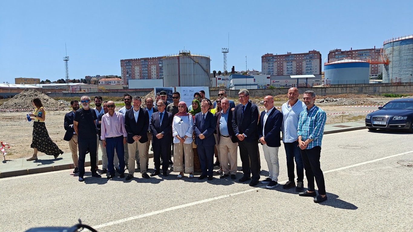 Colocada la primera piedra del futuro almacén del Banco de Alimentos