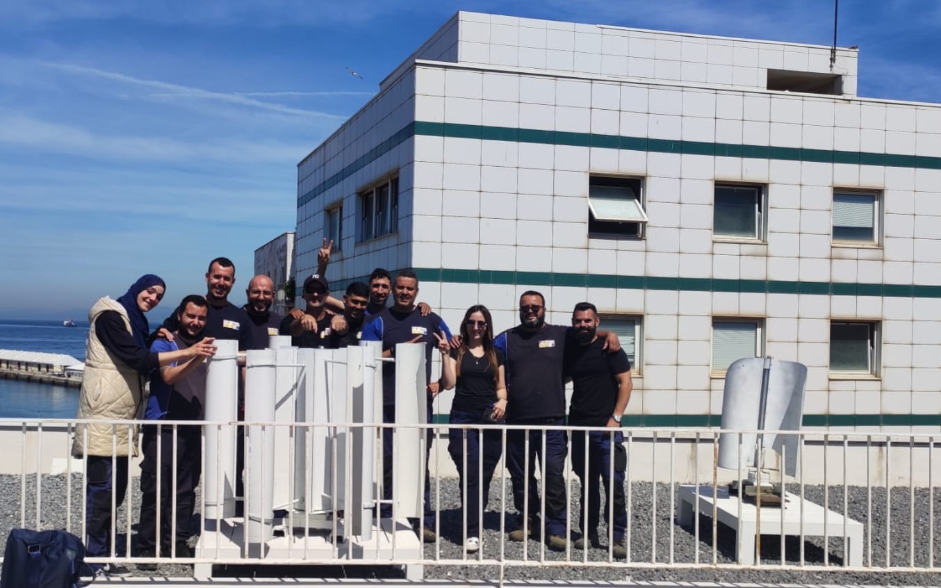 La Cruz Roja concluye un taller de empleo con la construcción de dos miniaerogeneradores eólicos