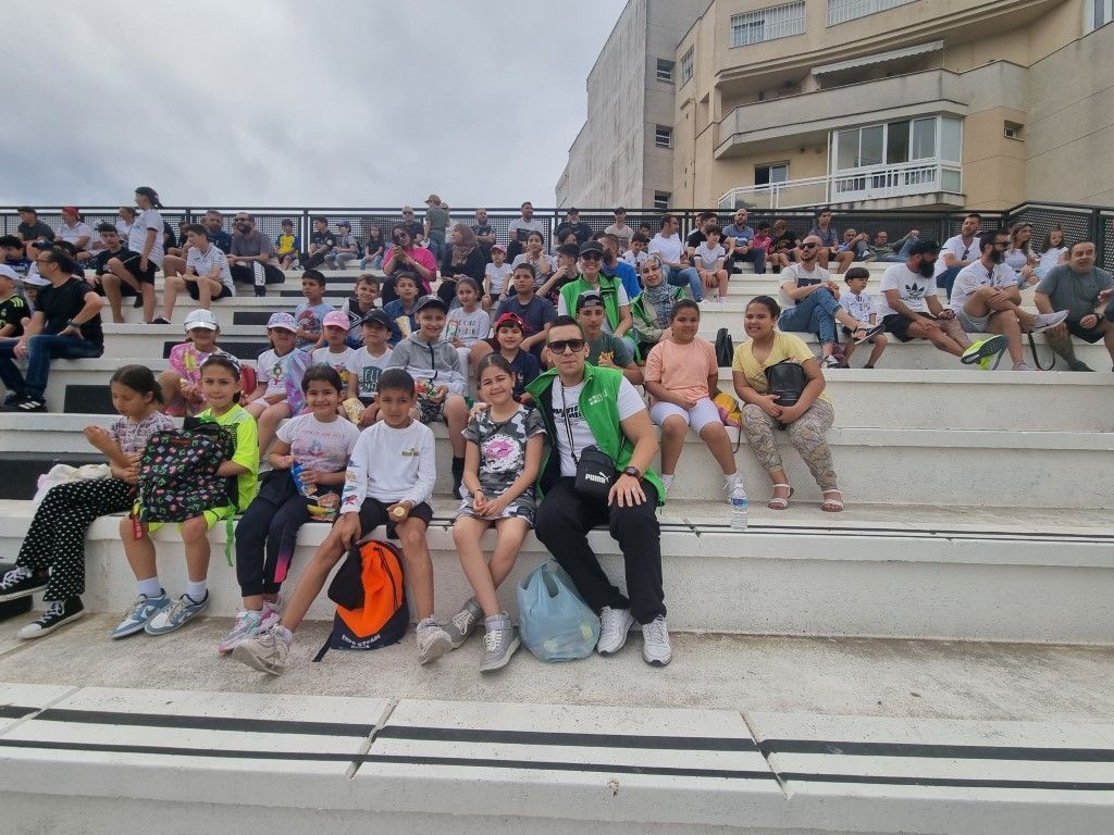 Fundación Cruz Blanca vieron el partido entre la AD Ceuta y el Unionistas