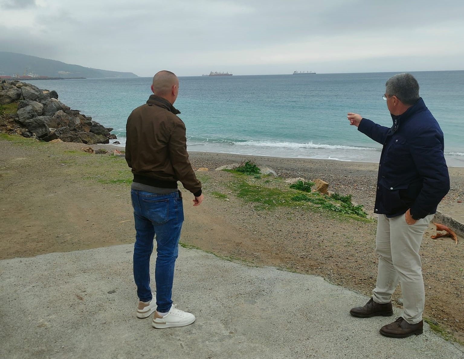El Delegado del Gobierno continúa trabajando para que Ceuta cuente con una rampa náutica
