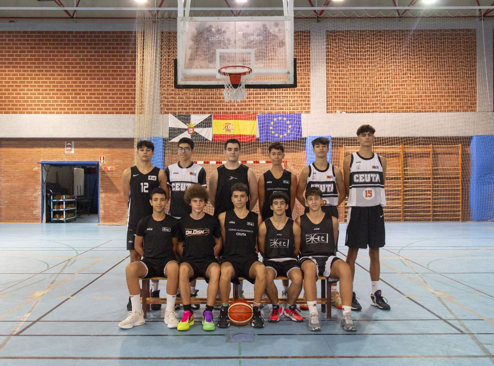 Los jugadores de la FBC comienzan una nueva temporada de la Liga FAB 