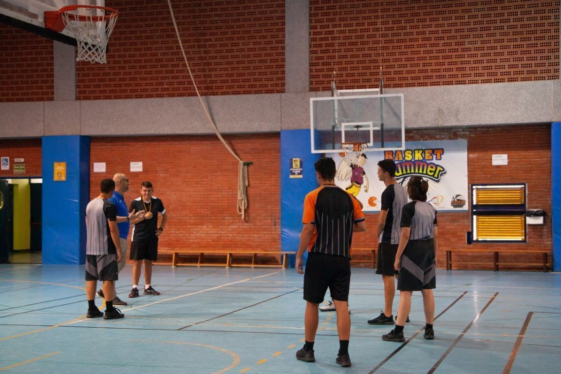 La Federación de Baloncesto de Ceuta volverá a realizar jornadas divulgativas de baloncesto y  mujer