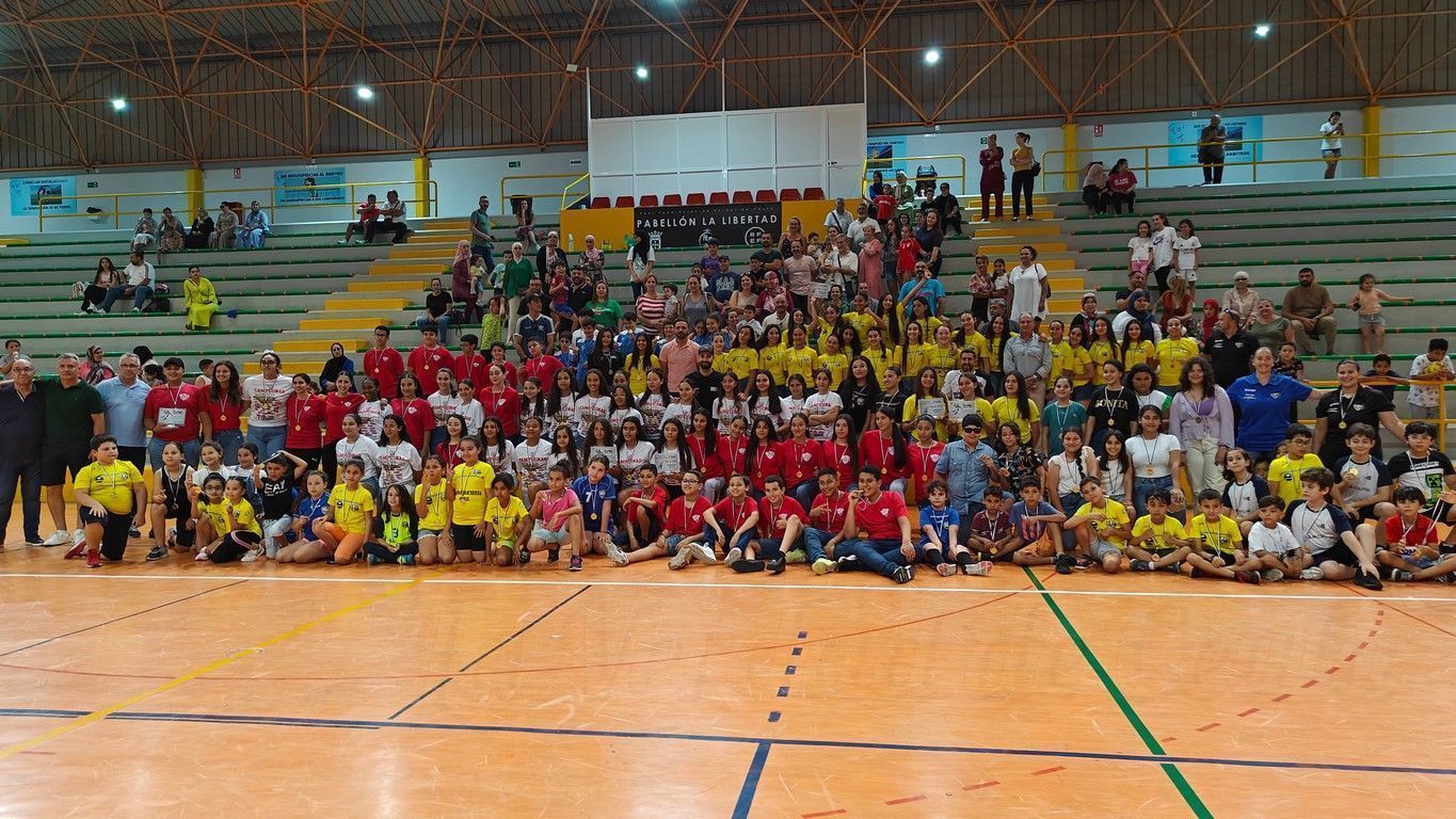 El Balonmano ceutí celebra el final de la temporada (fotogalería)