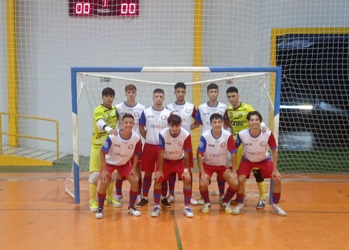 El Puerto golea al Torremolinos y se afianza en la mitad de tabla