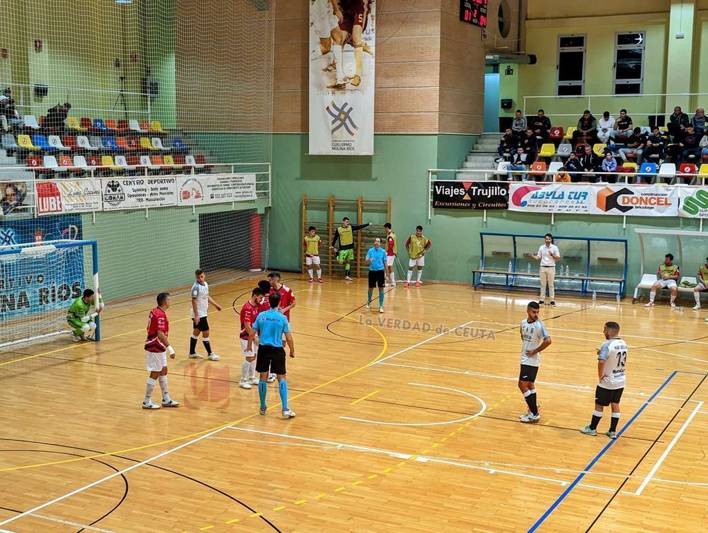La UA Ceutí cae ante un Sala 10 Zaragoza muy superior (2-8)