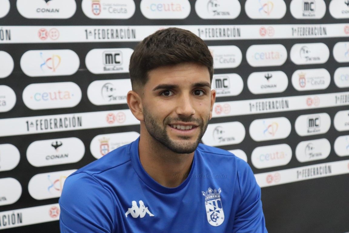 La AD Ceuta FC recupera a Alejandro Meléndez como primera incorporación para la temporada 2026-2027