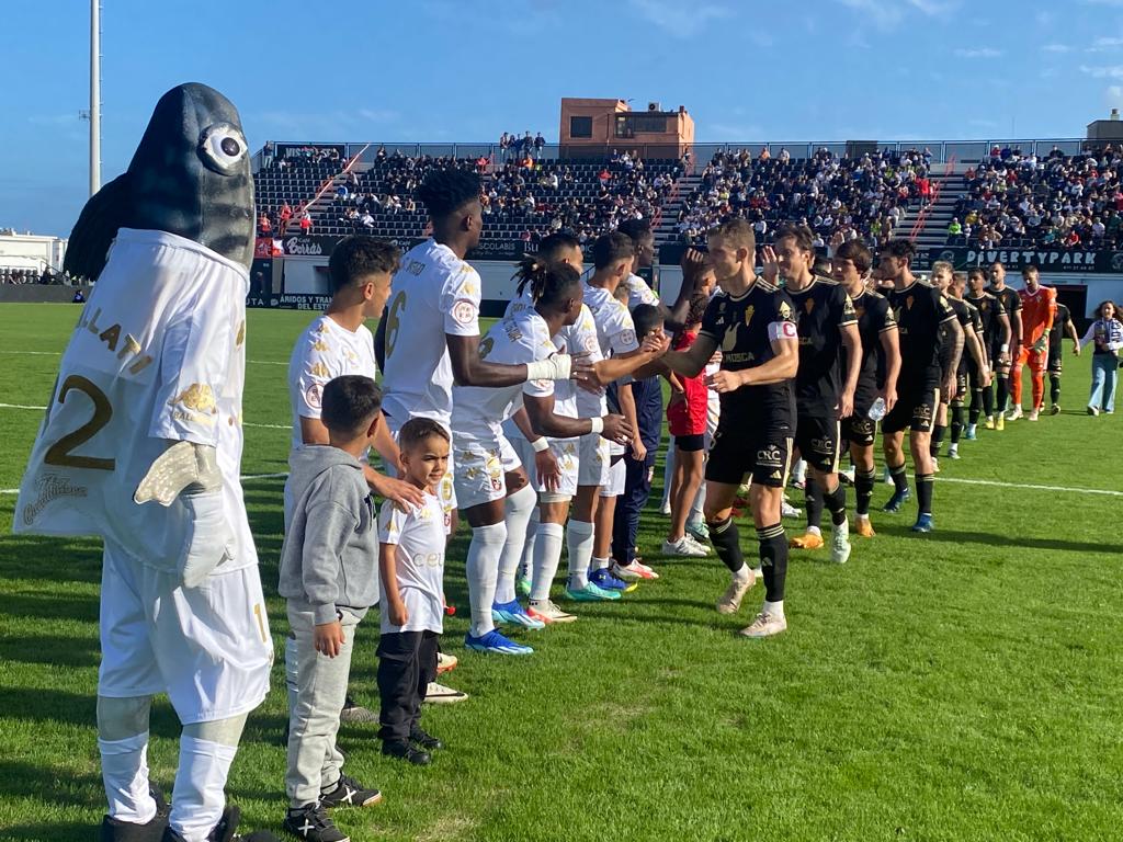 La AD Ceuta deja atrás su mala racha y logra una importante victoria frente al Real Murcia (1-0)