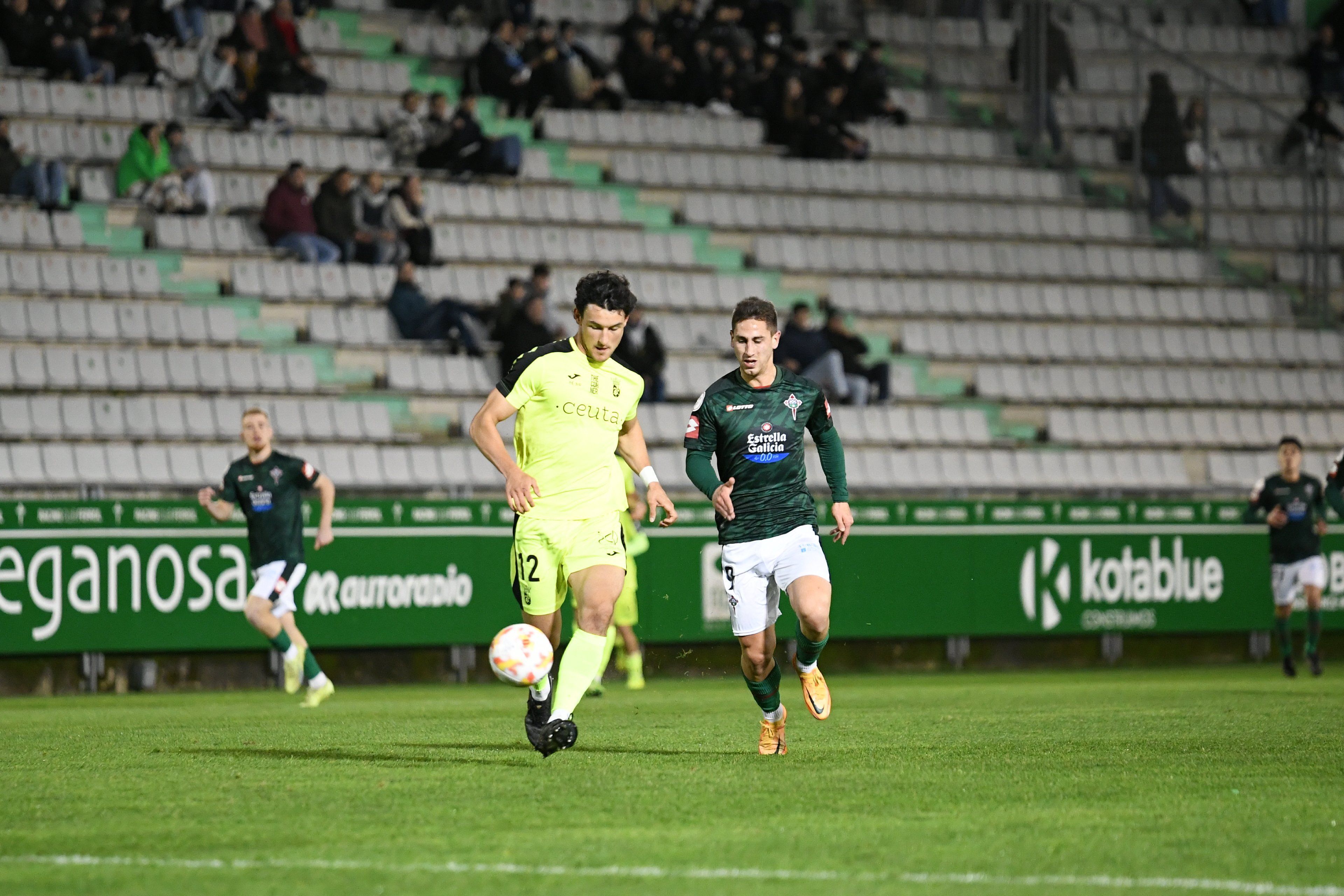 Gran empate de la AD Ceuta en Ferrol en un trabajado encuentro (1-1). Foto: Racing Club Ferrol