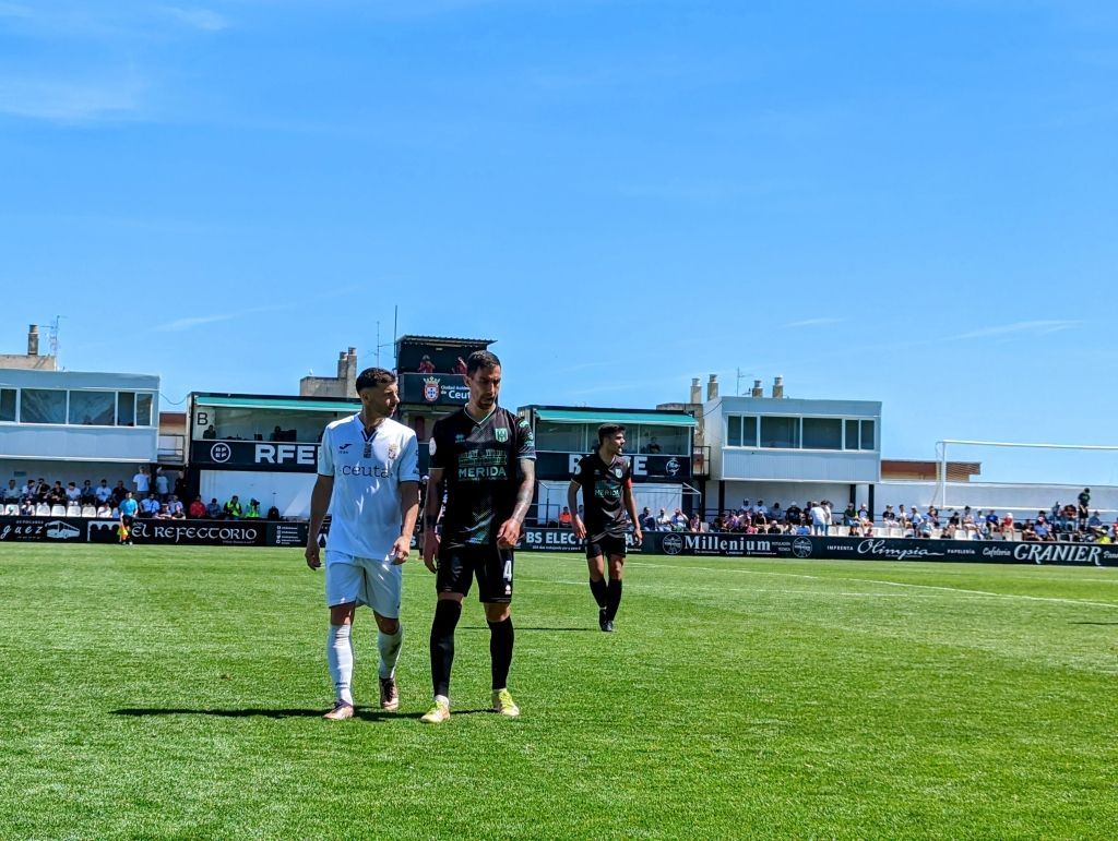 (1-0) El Mérida cae en el Murube y también sucumbe al “idilio” del Ceuta con su racha