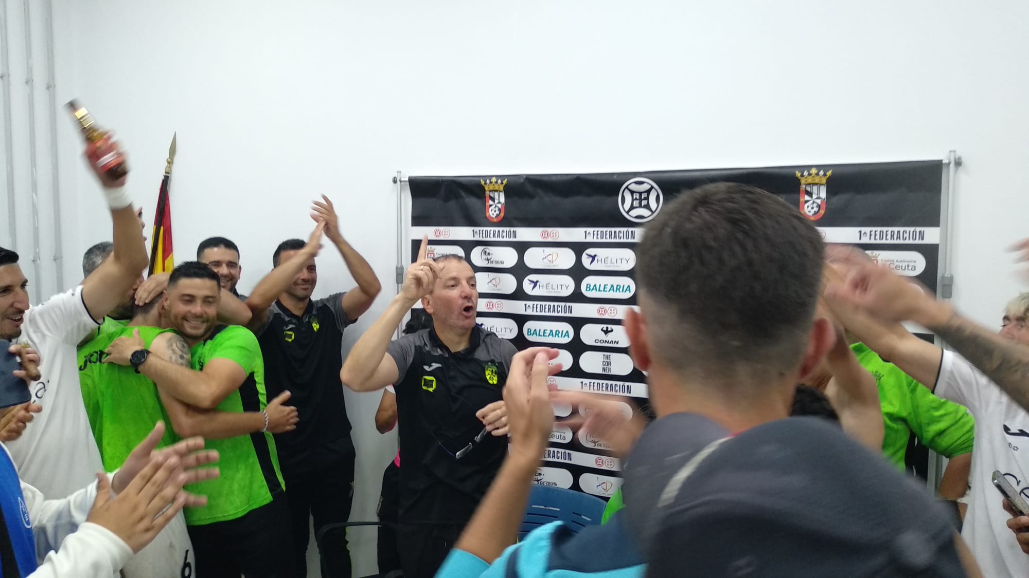 Romero: “hemos conseguido la mayor gesta en el mundo del fútbol”
