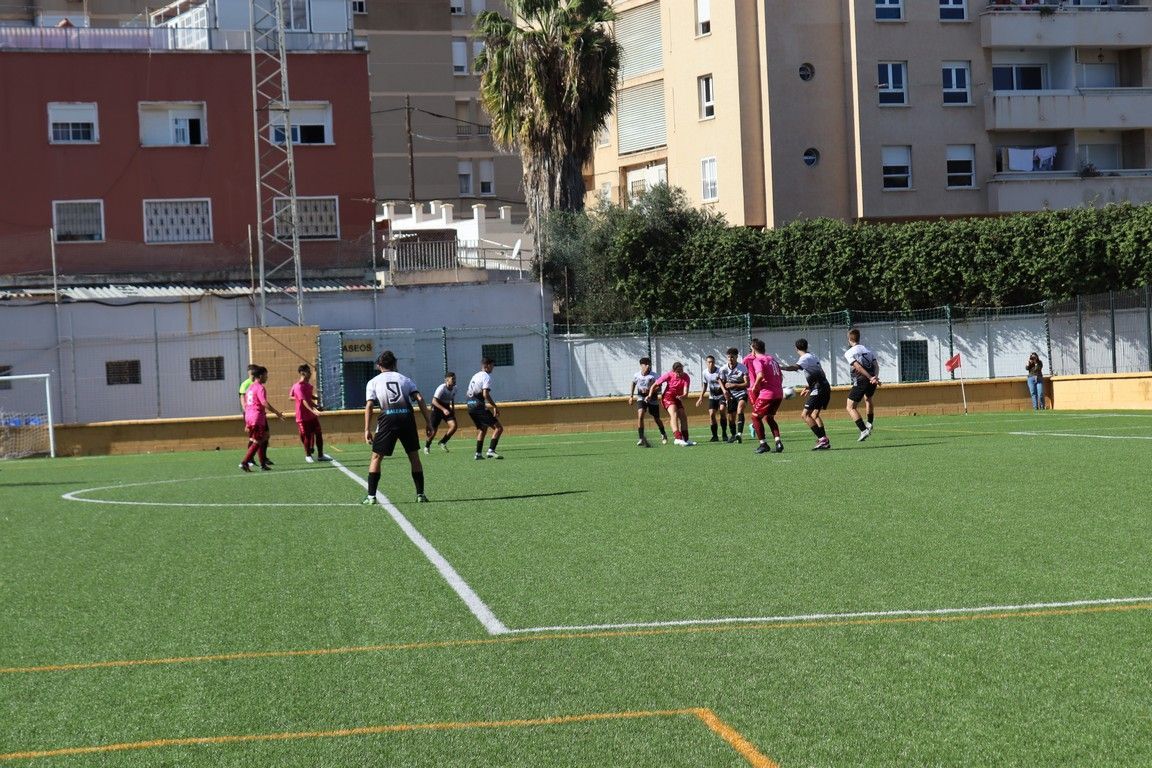 Disparo de Naranjo que se convertiría en el 0-1. Polillas La Salle 111123 05