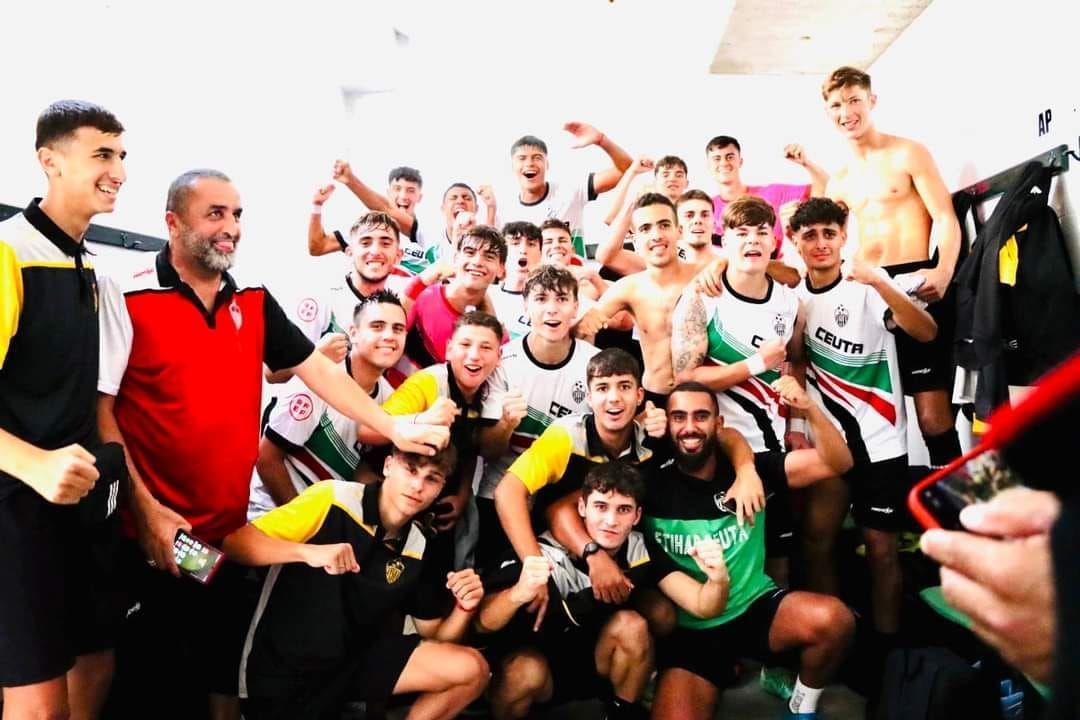 El Sporting vuelve a ganar, tres de tres, y el Polillas empata en casa. Imagen: redes Sporting Ceuta