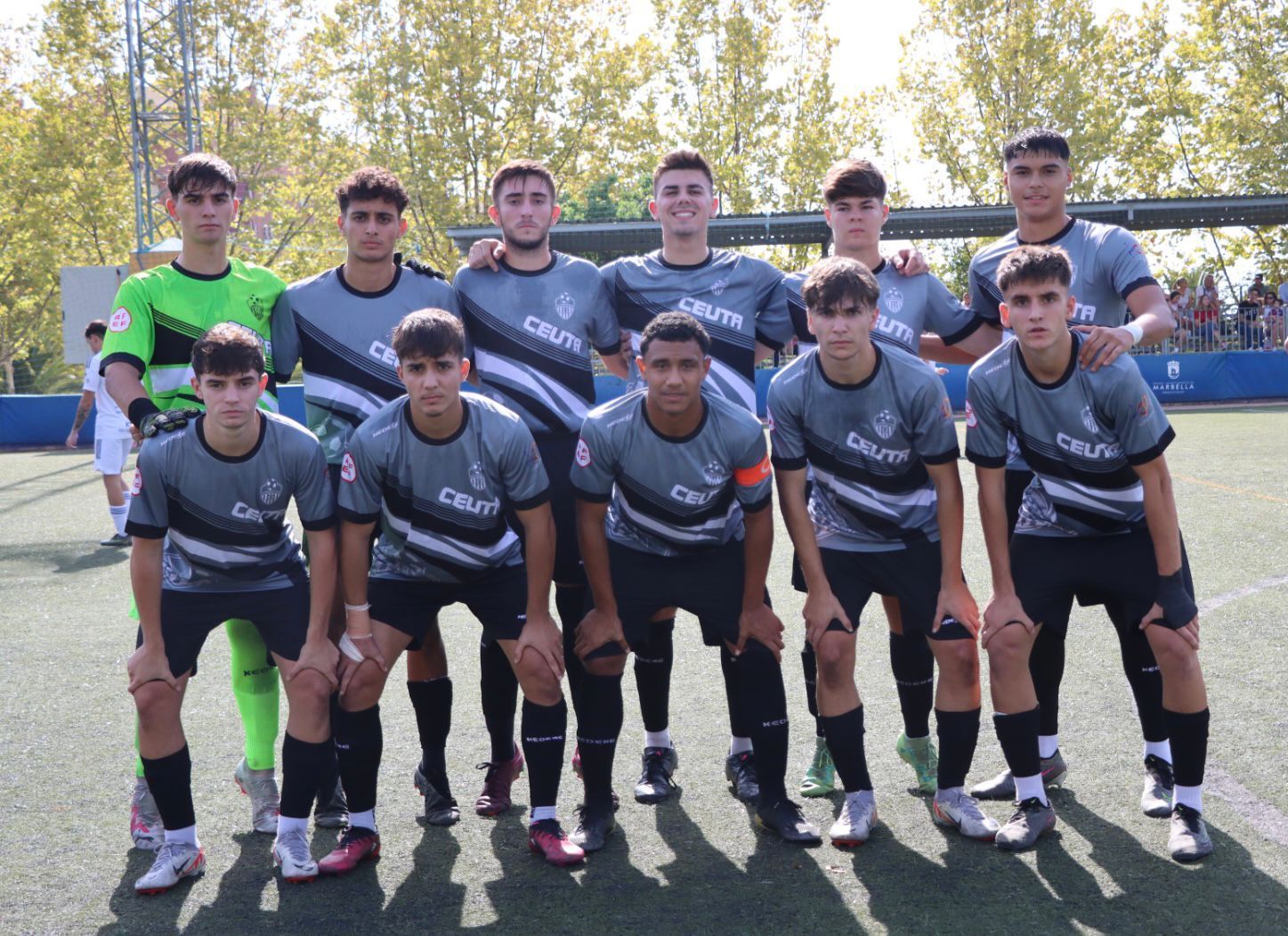 El Sporting cae con polémica en el campo del Marbella