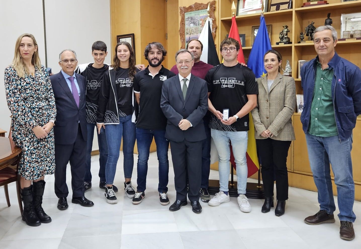 Vivas felicita a los nadadores ceutíes Gaitán, López y Fuencubierta por sus resultados