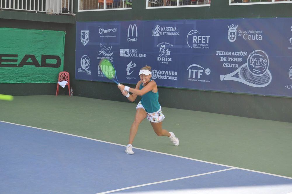 Olga Parres cae en la segunda ronda del individual y en los cuartos de final de dobles