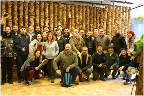 Alumnos del IES Clara Campoamor visitan la suberoteca de Andalucía