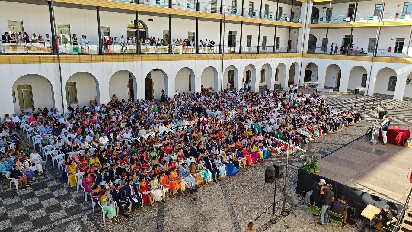 Clausura y graduación de la X promoción de Graduados en Enfermería 