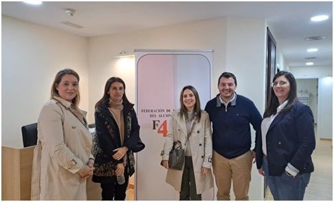 La Consejera de Educación visita las instalaciones de la Fampa 4 Culturas