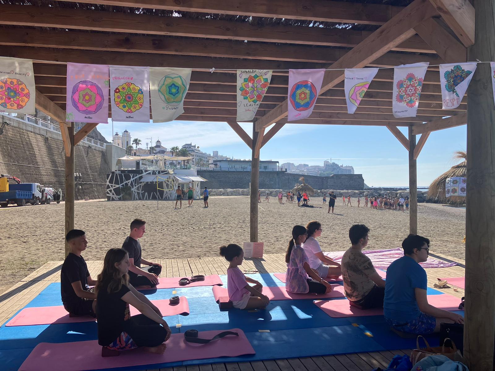 El Siete Colinas clausura un taller de yoga