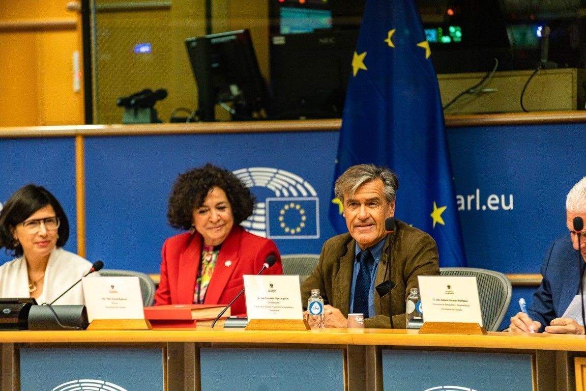 La Universidad de Granada presenta su Programa Alumni y la Delegación Internacional Alumni UGR en Bruselas
