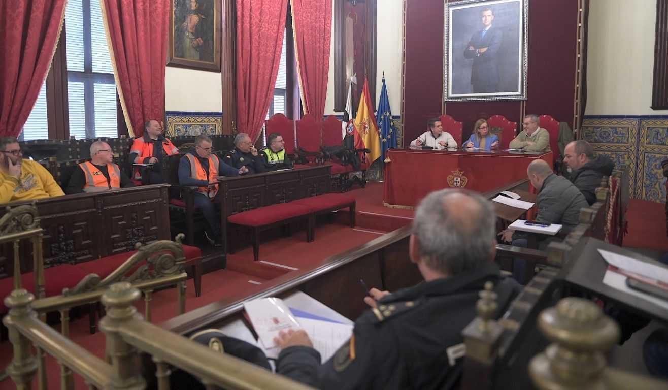 El Área de Fiestas coordina a los servicios implicados en el Carnaval