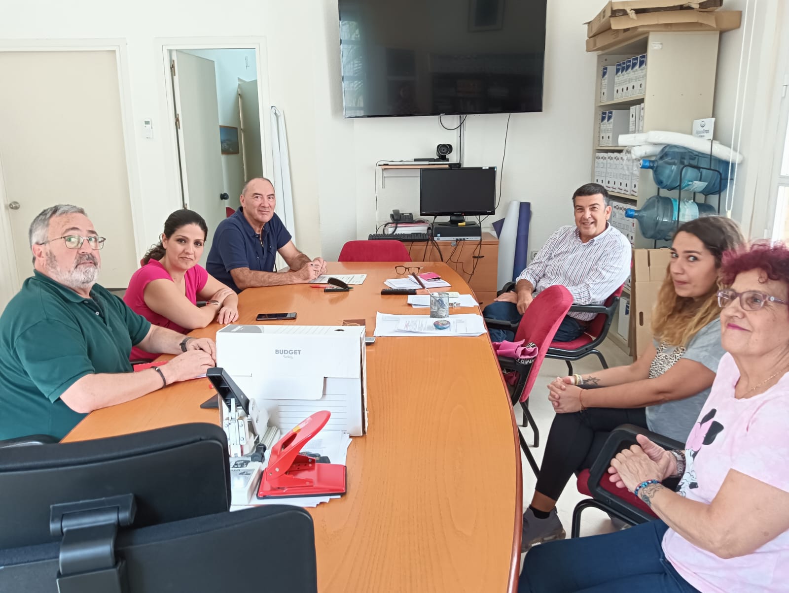 CCOO y el Imserso buscan fórmulas para que las trabajadoras del Centro Social de Mayores perciban el plus de residencia