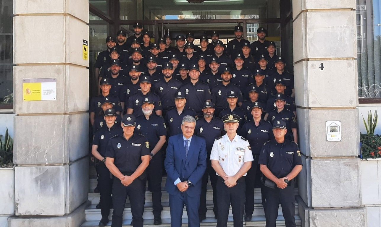 El delegado del Gobierno da la bienvenida a 46 Policías Nacionales en prácticas