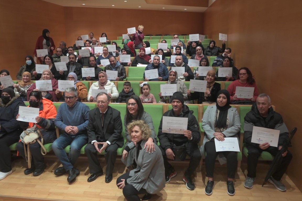 La Ciudad entrega los diplomas del curso de Alfabetización Digital a un total de 124 beneficiarios