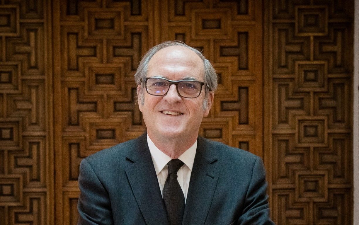 El Defensor del Pueblo destaca la esencial labor para la sociedad que realizan los abogados de familia