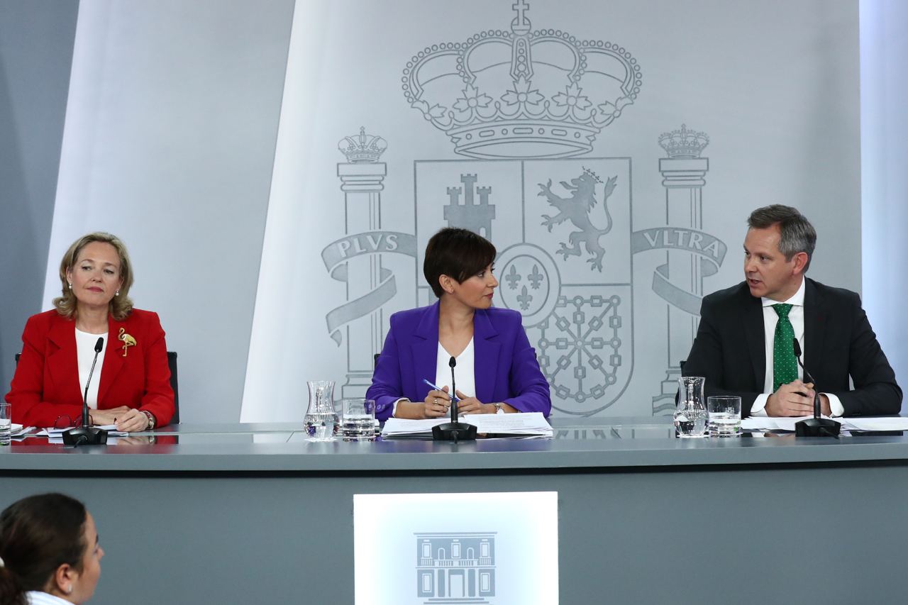 El Gobierno amplía a los órganos constitucionales el alcance del anteproyecto de ley para la representación paritaria de mujeres y hombres en la política
