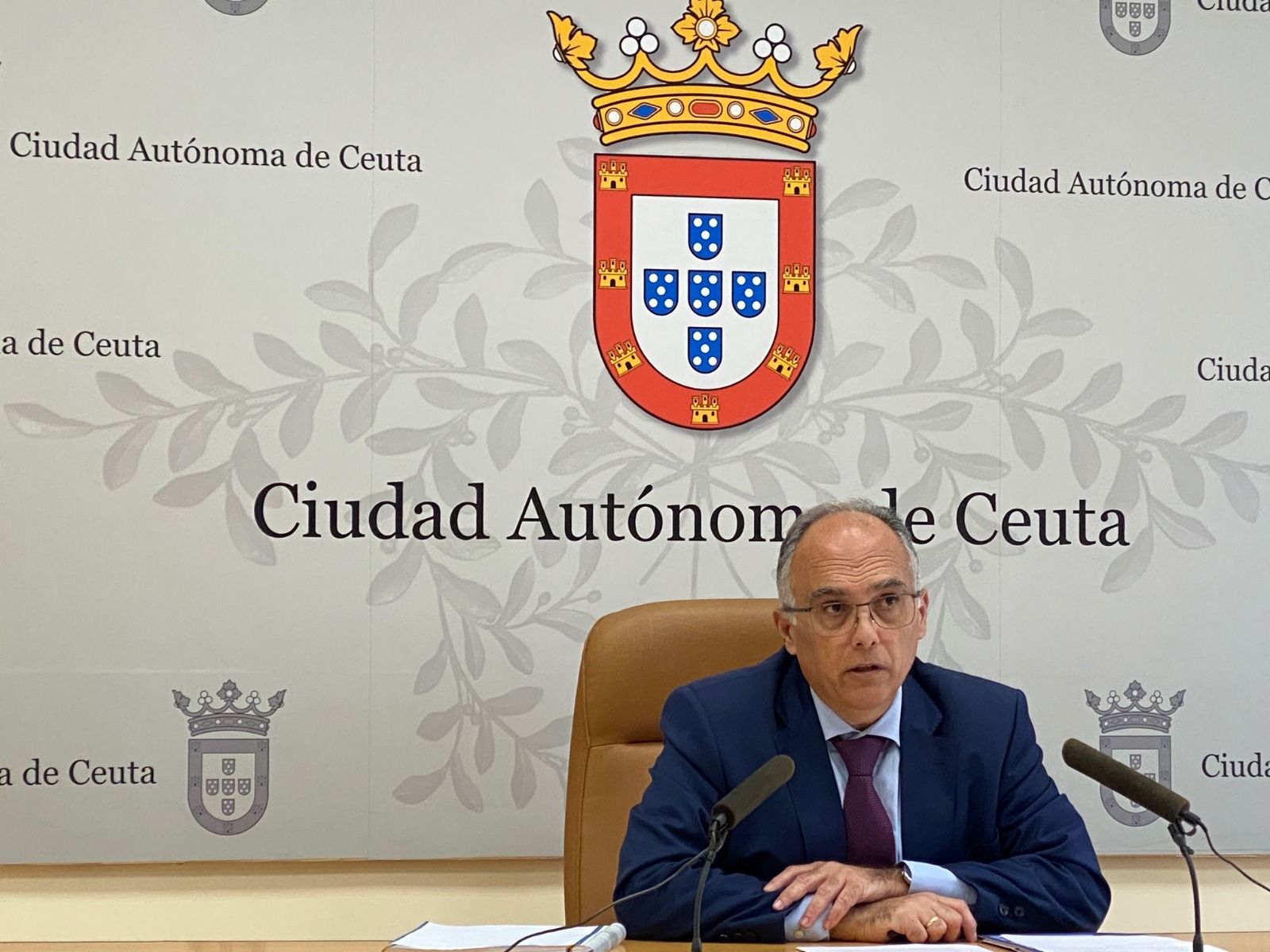 El Gobierno de Ceuta lamenta la desconexión entre el PSOE de Ceuta y el Gobierno de la Nación, acusándolo de hacer el ridículo