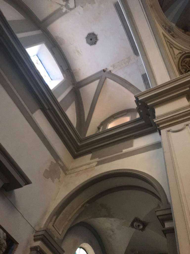 Los fieles denuncian el lamentable estado que presenta la Santa Iglesia Catedral