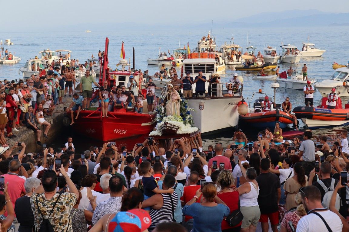 Fervor y devoción en Ceuta por la Virgen del Carmen de la Almadraba y del Centro