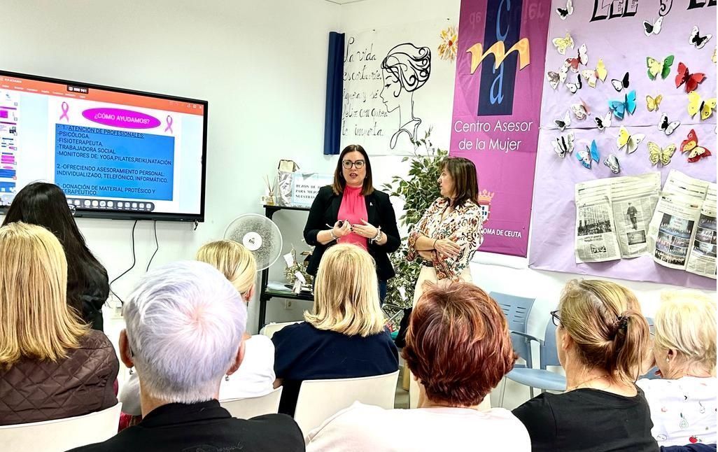 El CAM ofrece una charla sobre prevención y detección del cáncer de mama