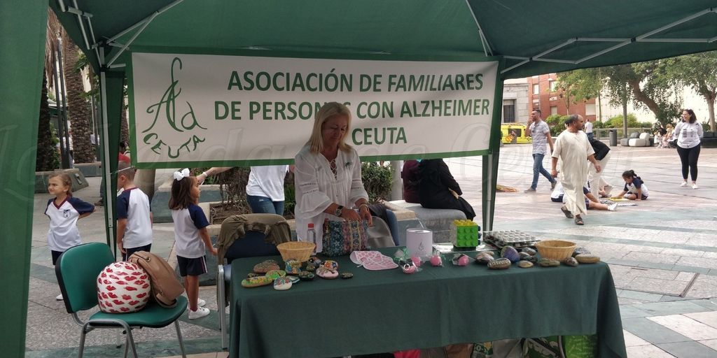 El Gobierno de Ceuta renueva el convenio con la Asociación de Familiares de Enfermos de Alzheimer