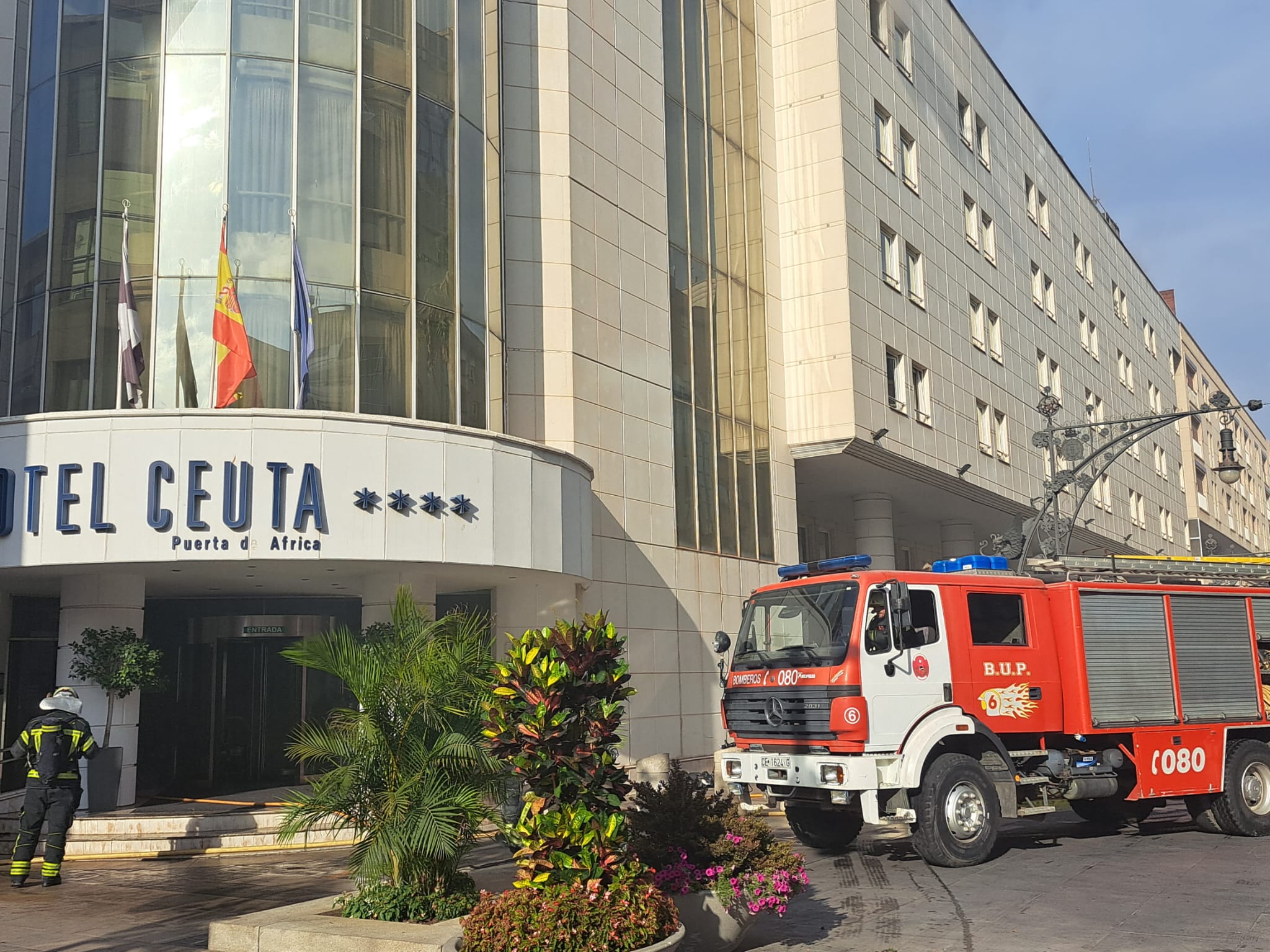 Ramirez resalta que 162 personas fueron realojadas tras el incendio del Hotel Puerta de África