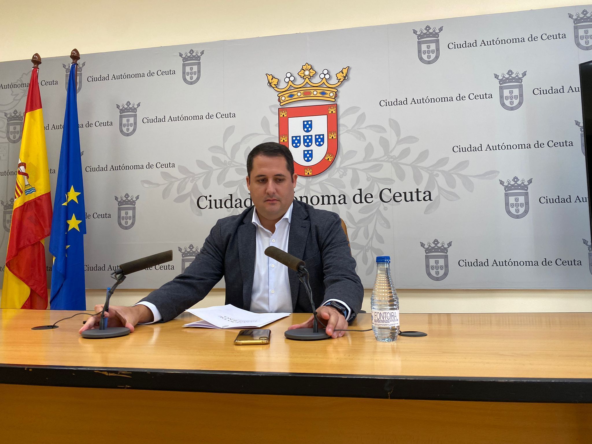 Alejandro Ramírez ante los medios de comunicación 