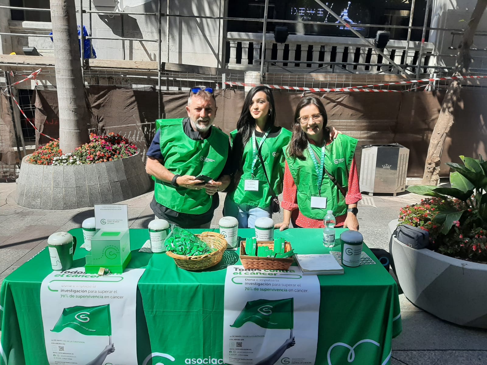 La Asociación Española Contra el Cáncer busca voluntarios