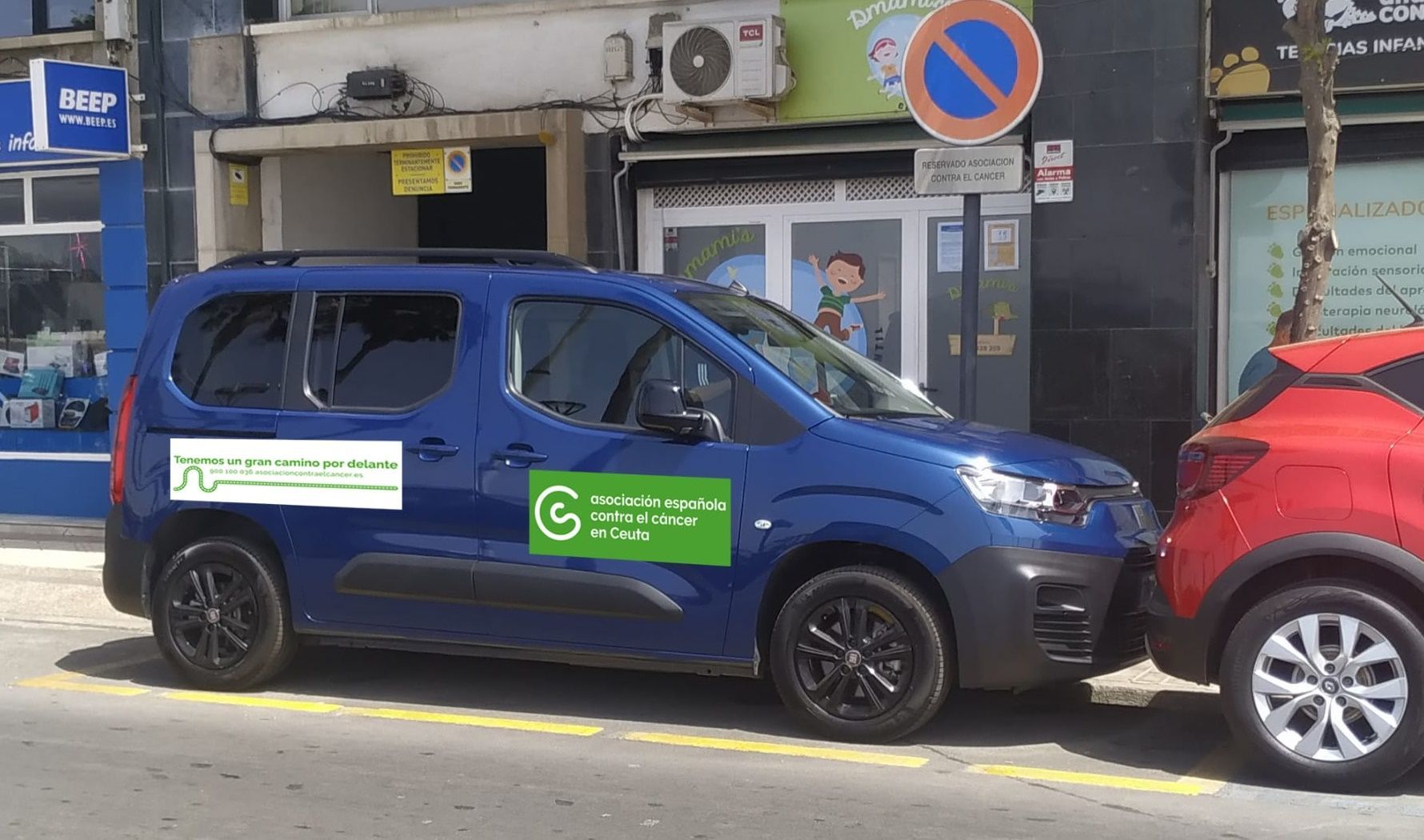 La AECC en Ceuta adquiere un nuevo vehículo para mejorar la atención al paciente oncológico