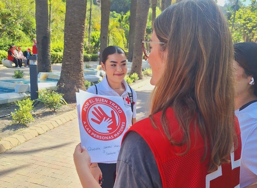 Cruz Roja advierte de la creciente vulnerabilidad de las mujeres mayores
