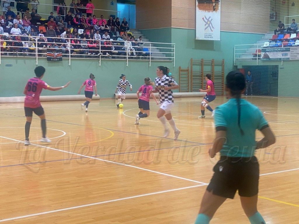 El Gran Canaria Teldeportivo hace lo justo para eliminar a un espeso AD Ceuta (4-2)