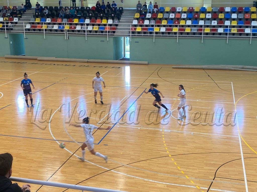 Un gol a falta de 21 segundos le da al AD Ceuta una importante victoria sobre el Xaloc Alacant (2-1) 