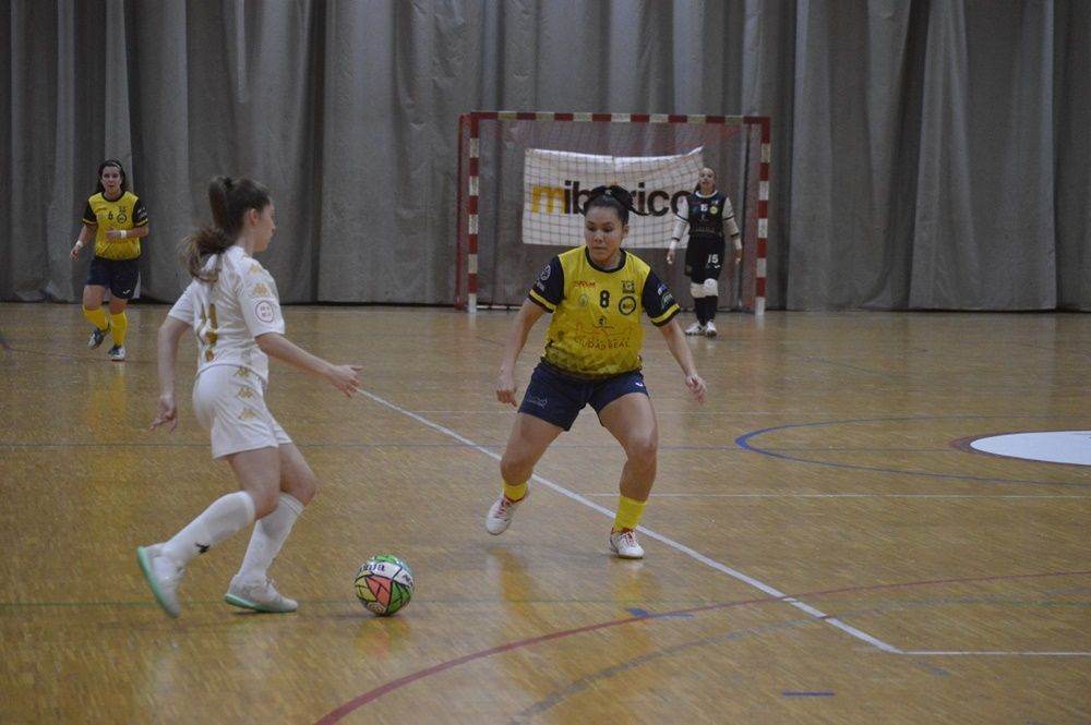 El AD Ceuta se deja empatar sobre la bocina ante el Salesianos Puertollano (3-3)