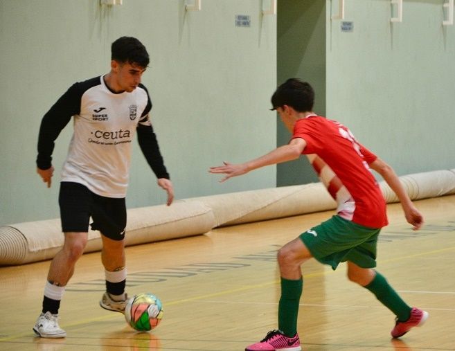 El Deportivo Ceutí busca afianzar su segunda posición ante un Torremolinos necesitado 