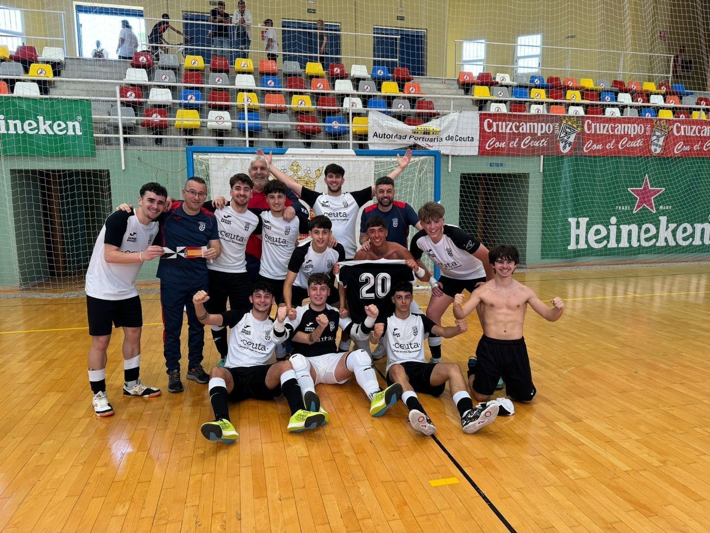 El Deportivo Ceutí afianza la segunda plaza goleando al Virgili de Cádiz (7-1)