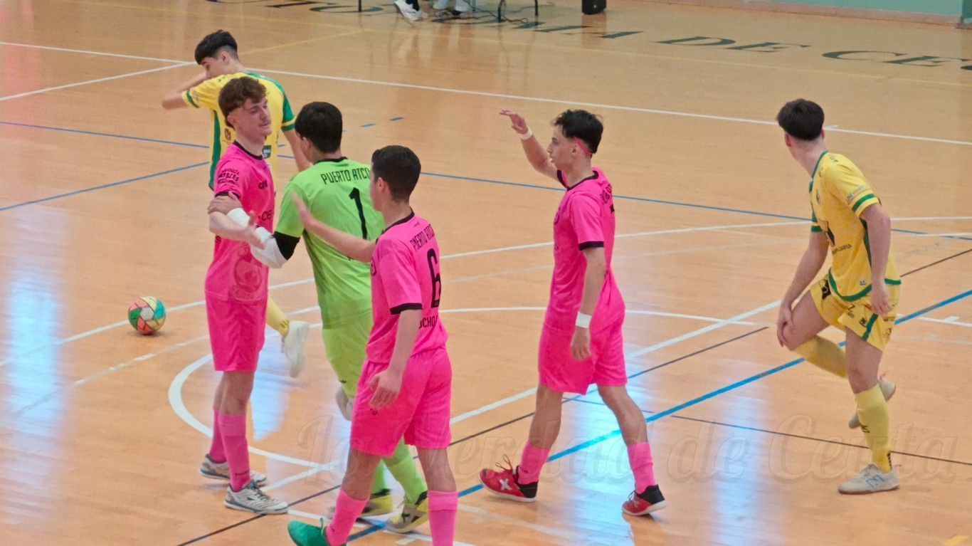 El Puerto vence en el último minuto tras dejarse remontar tres goles (4-3)