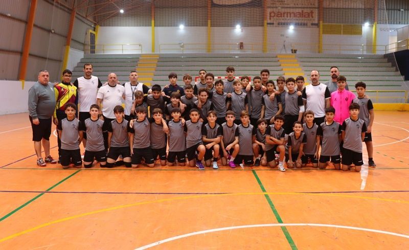 Las selecciones Sub-12 y Sub-14 comienzan a ejercitarse con una primera toma de contacto